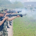 武警防暴枪实弹射击画面曝光