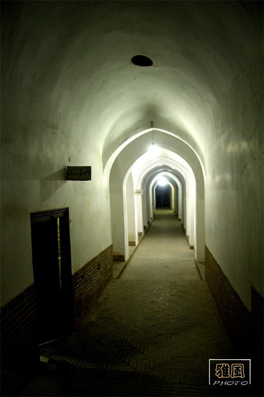 古城里的长廊.jpg