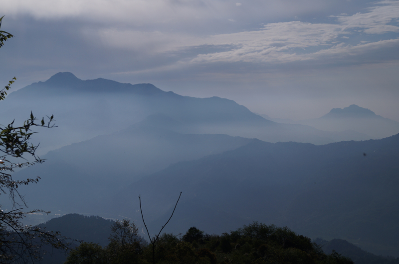 远观天台山.jpg