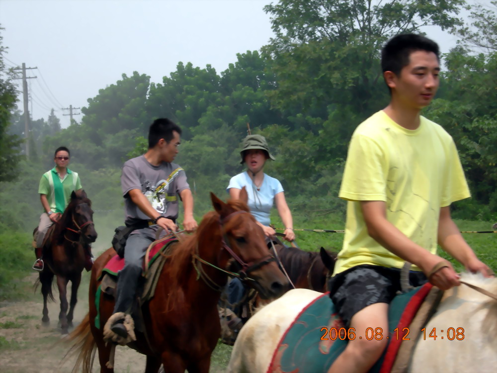 烈日下，马背上，汗水浸泡的快乐——8月12日马帮活动